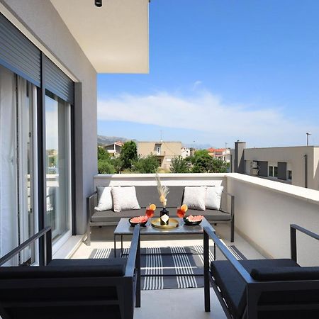 Bonaca Apartments With Terrace And Private Parking Kaštela Exterior foto