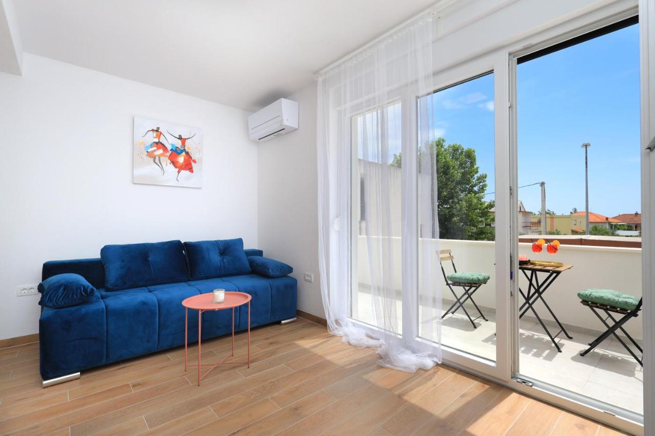 Bonaca Apartments With Terrace And Private Parking Kaštela Exterior foto