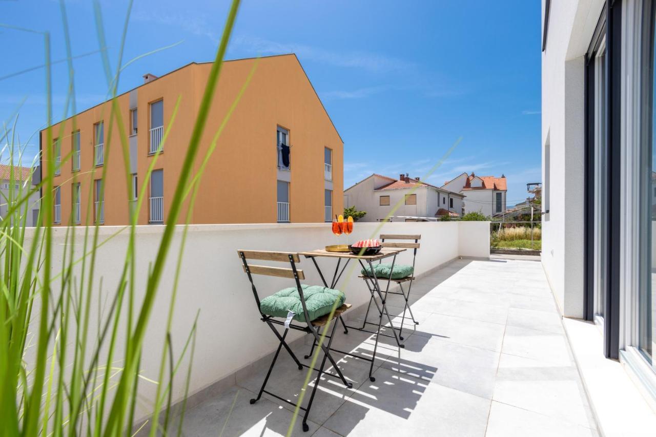 Bonaca Apartments With Terrace And Private Parking Kaštela Exterior foto